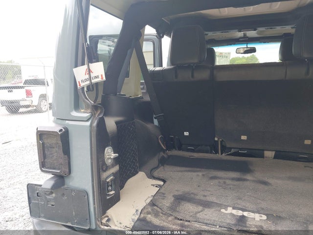 1C4BJWEG0FL704222 Jeep Wrangler Unlimited Sahara