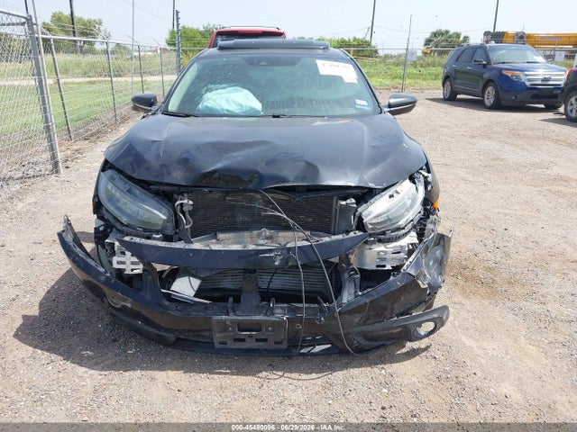 45480596 :رقم المزاد ، 2HGFC1F96HH632121 vin ، 2017 Honda Civic Touring مزاد بيع