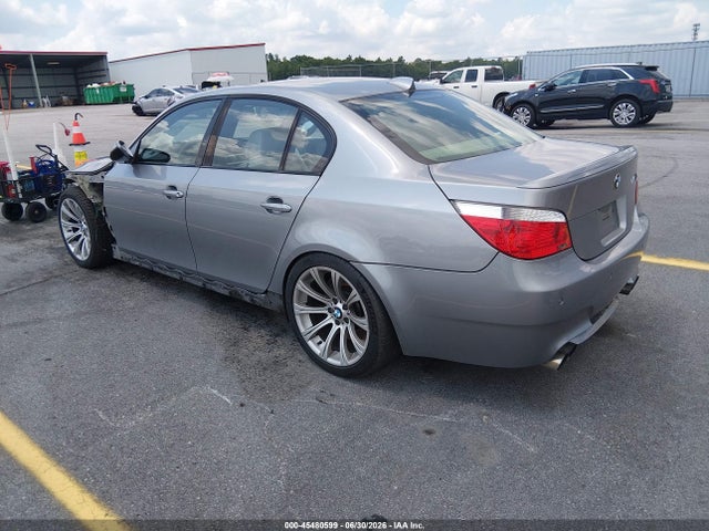 2006 Bmw M5 მანქანა იყიდება აუქციონზე, vin: WBSNB93536B582712, აუქციონის ნომერი: 45480599