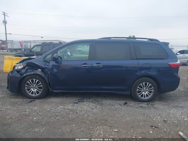 Toyota SIENNA XLE 2020 5TDYZ3DC3LS056515 Image 14