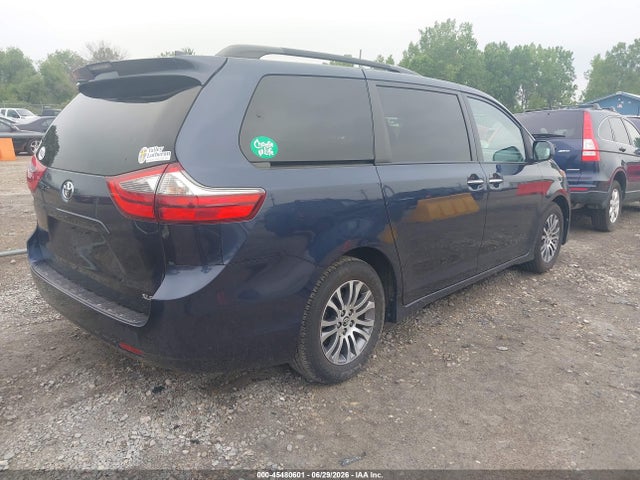 Toyota SIENNA XLE 2020 5TDYZ3DC3LS056515 Image 4