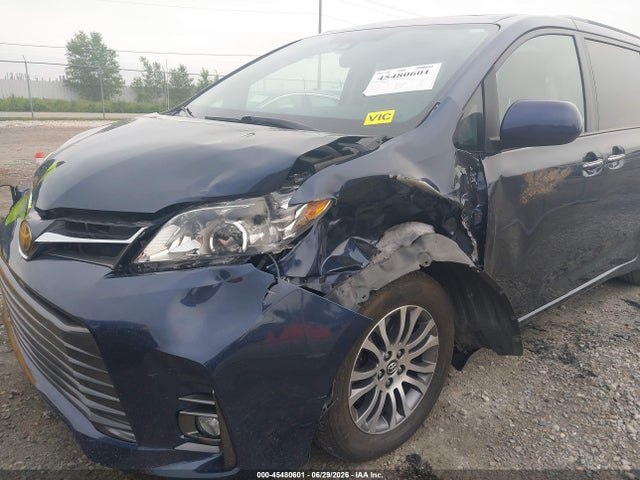 Toyota SIENNA XLE 2020 5TDYZ3DC3LS056515 Image 6