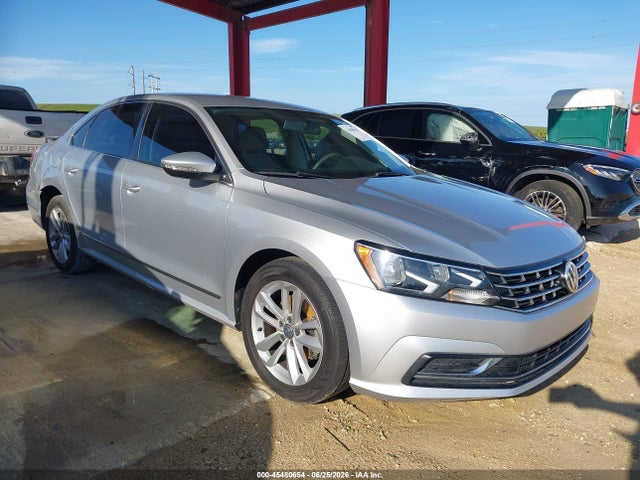 Продажа на аукционе авто 2017 Volkswagen Passat 1.8t S, vin: 1VWAT7A39HC043692, номер лота: 45480654