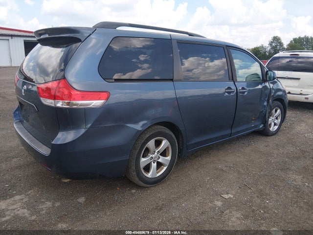 Aukcja sprzedaży 2014 Toyota Sienna Le V6 8 Passenger, vin: 5TDKK3DC8ES454235, numer aukcji: 45480679
