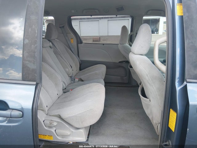 Aukcja sprzedaży 2014 Toyota Sienna Le V6 8 Passenger, vin: 5TDKK3DC8ES454235, numer aukcji: 45480679