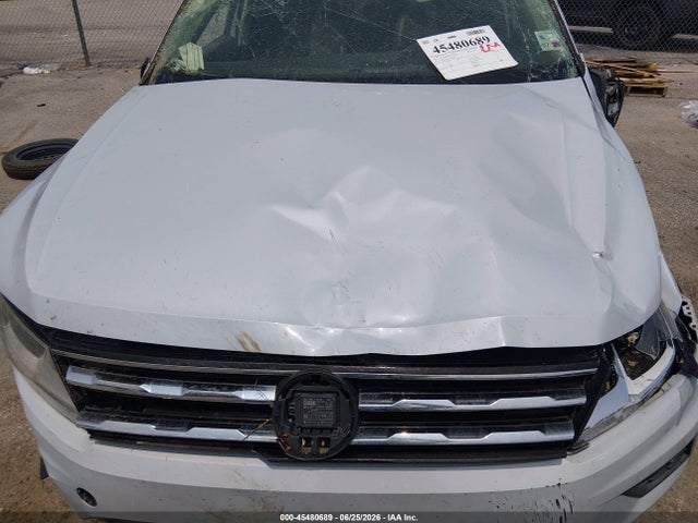 2018 Volkswagen Tiguan 2.0t Se/2.0t Sel მანქანა იყიდება აუქციონზე, vin: 3VV3B7AX5JM214428, აუქციონის ნომერი: 45480689