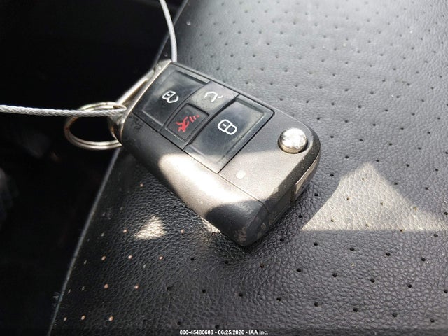2018 Volkswagen Tiguan 2.0t Se/2.0t Sel მანქანა იყიდება აუქციონზე, vin: 3VV3B7AX5JM214428, აუქციონის ნომერი: 45480689