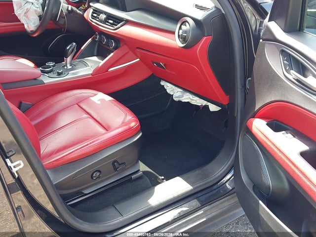 2018 Alfa Romeo Stelvio Sport Awd მანქანა იყიდება აუქციონზე, vin: ZASFAKPN1J7B91075, აუქციონის ნომერი: 45480763