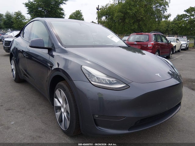 Tesla Model Y Long Range Dual Motor All-wheel Drive 2021 5YJYGDEE4MF278725 main image
