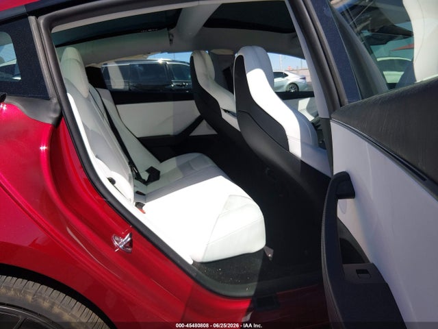 Tesla Model 3 Performance All-wheel Drive 2026 5YJ3E1ET7TF173396 Image 8
