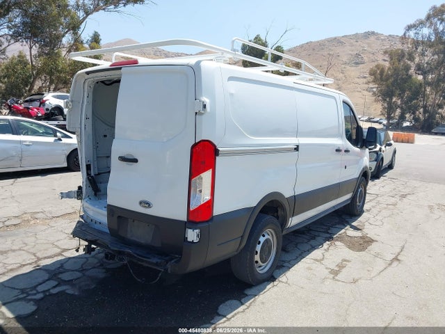 Ford Transit-250 2019 1FTYR1YM0KKB70842 Image 4