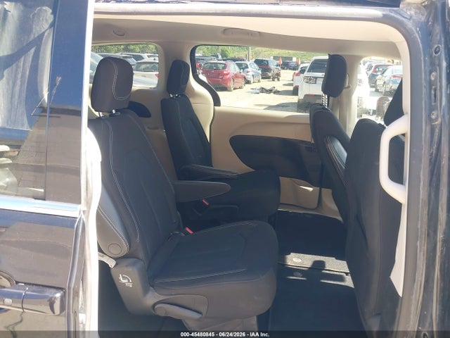 Chrysler Voyager Lx 2022 2C4RC1CG6NR127782 Image 8