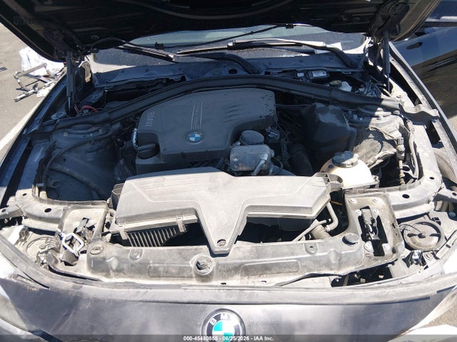 2016 Bmw 320i მანქანა იყიდება აუქციონზე, vin: WBA8E1G56GNT99776, აუქციონის ნომერი: 45480855