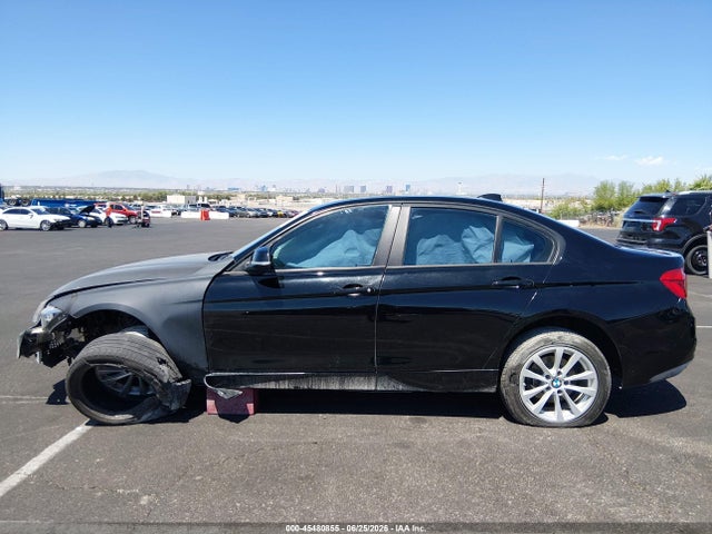 2016 Bmw 320i მანქანა იყიდება აუქციონზე, vin: WBA8E1G56GNT99776, აუქციონის ნომერი: 45480855