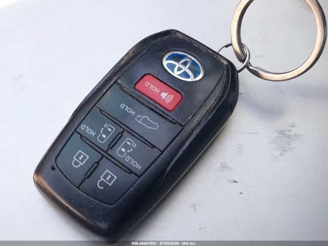 Toyota Sienna Limited 2023 5TDZRKEC5PS168591 Image 11
