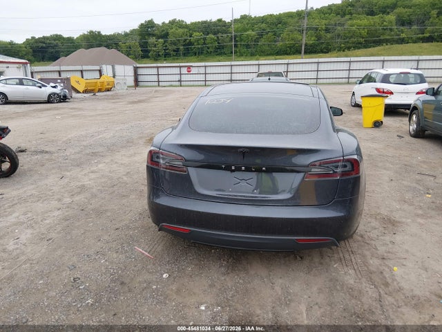 Tesla Model S 70d/85d/p85d 2015 5YJSA1S29FF093993 Image 16