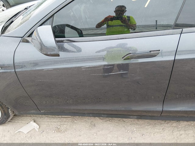 Tesla Model S 70d/85d/p85d 2015 5YJSA1S29FF093993 Image 19