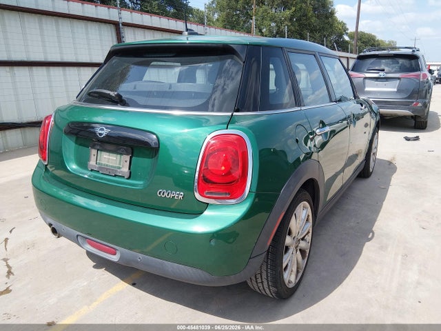 Продаж на аукціоні авто 2020 Mini Hardtop Oxford Edition, vin: WMWXU7C09L2M56267, номер лоту: 45481039