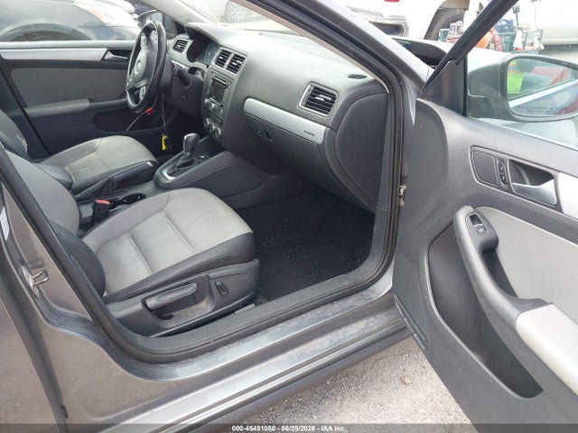 Продаж на аукціоні авто 2013 Volkswagen Jetta Hybrid Sel, vin: 3VW637AJ3DM296634, номер лоту: 45481050