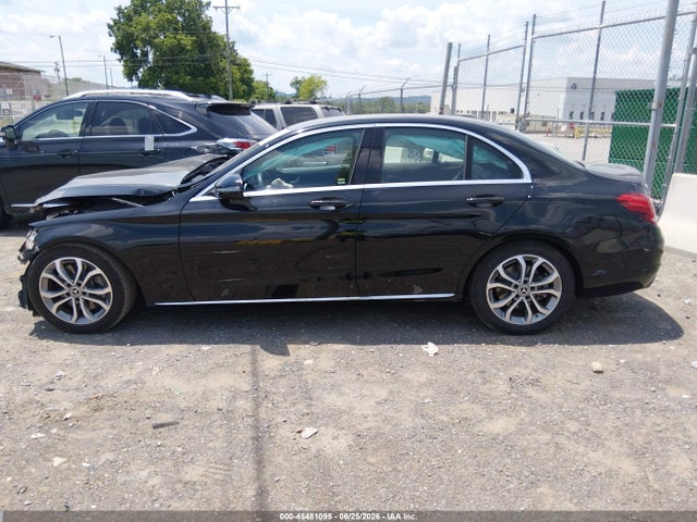45481095 :رقم المزاد ، 55SWF4JBXHU220791 vin ، 2017 Mercedes-benz C 300 مزاد بيع