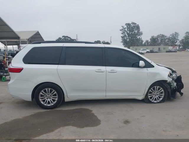 5TDYK3DCXFS649846 Toyota Sienna Xle Premium 8 Passenger