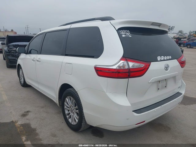 5TDYK3DCXFS649846 Toyota Sienna Xle Premium 8 Passenger
