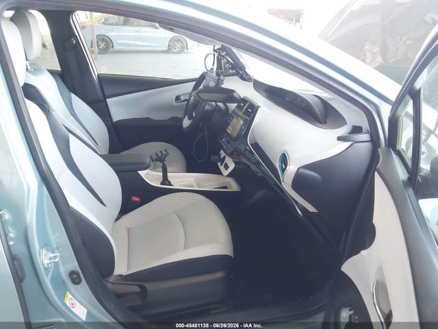 Toyota Prius Four 2017 JTDKARFU7H3052434 Image 5