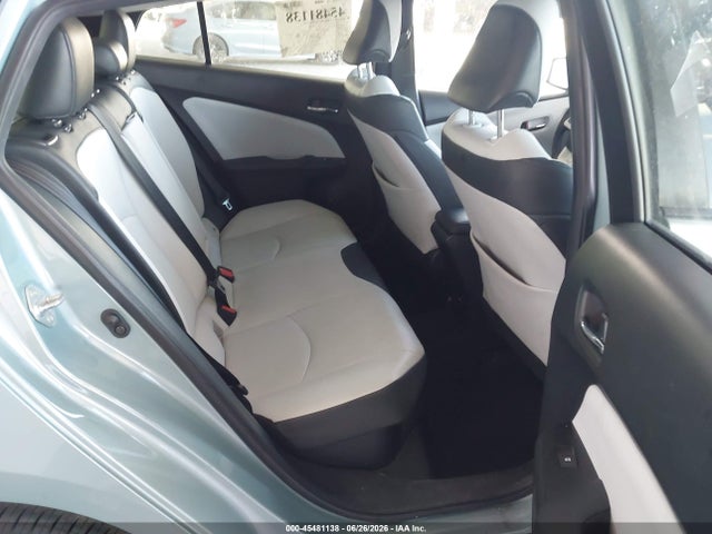 Toyota Prius Four 2017 JTDKARFU7H3052434 Image 8