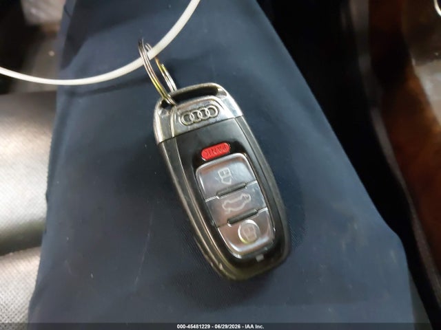 45481229 :رقم المزاد ، WAU3GAFD5FN040897 vin ، 2015 Audi A8 L 3.0t مزاد بيع