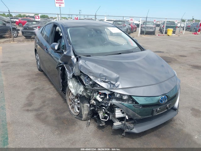 Toyota Prius Prime Advanced 2017 JTDKARFP2H3057969 Image 1