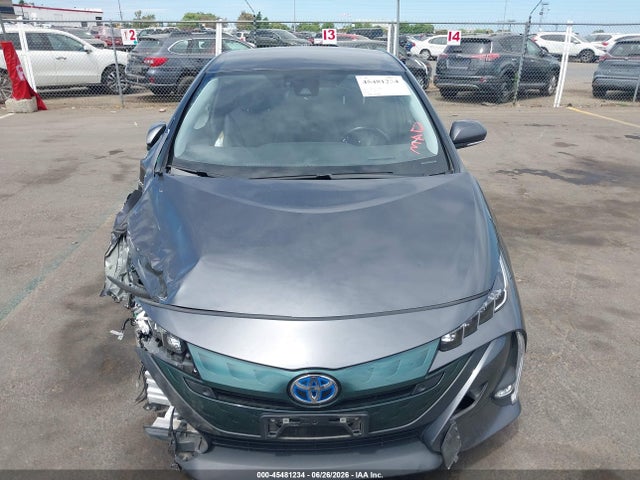 Toyota Prius Prime Advanced 2017 JTDKARFP2H3057969 Image 11