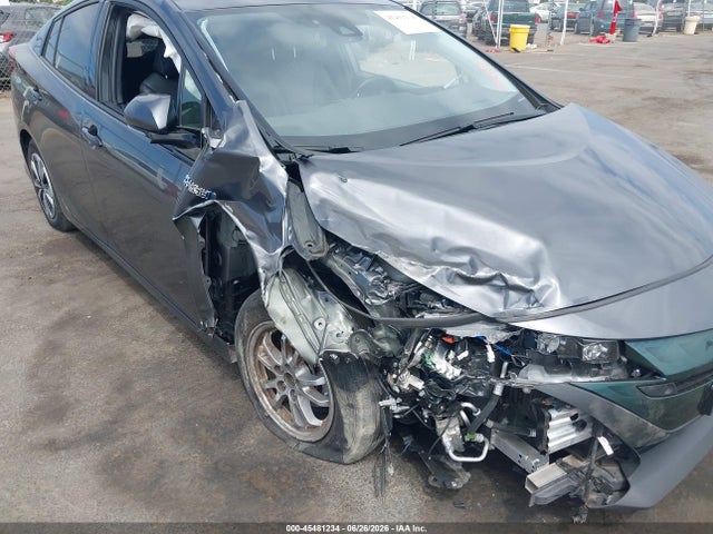 Toyota Prius Prime Advanced 2017 JTDKARFP2H3057969 Image 6