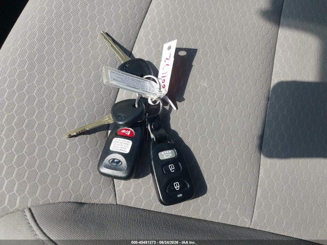Hyundai ELANTRA SE 2020 5NPD74LF3LH601172 Image 11