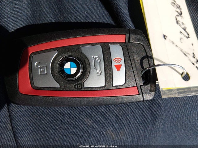 2017 Bmw 3 Series 330i მანქანა იყიდება აუქციონზე, vin: WBA8B9G32HNU56918, აუქციონის ნომერი: 45481388