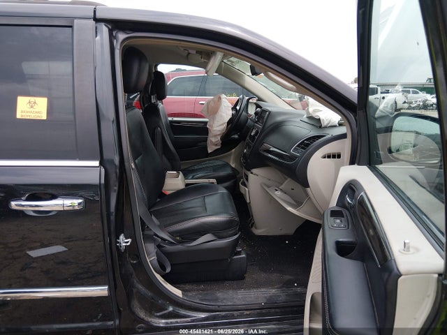 2C4RC1BG3GR260911 Chrysler Town &amp; Country Touring