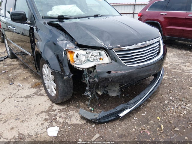 2C4RC1BG3GR260911 Chrysler Town &amp; Country Touring