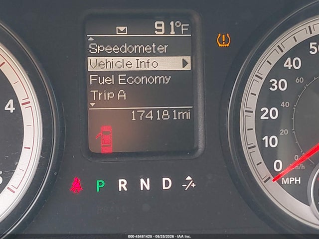 45481425 :رقم المزاد ، 3C6UR5HL8DG612152 vin ، 2013 Ram 2500 Tradesman مزاد بيع