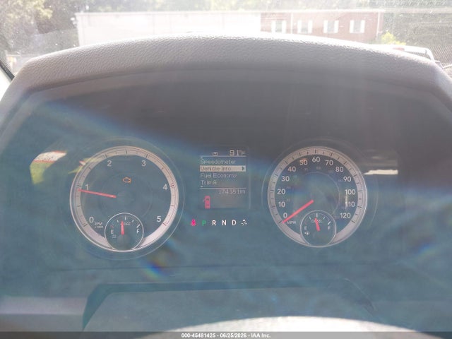 45481425 :رقم المزاد ، 3C6UR5HL8DG612152 vin ، 2013 Ram 2500 Tradesman مزاد بيع