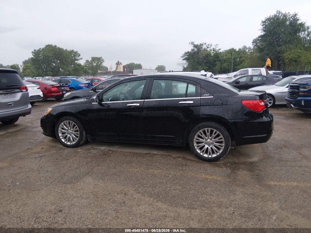 45481478 :رقم المزاد ، 1C3BC2FG3BN599356 vin ، 2011 Chrysler 200 Limited مزاد بيع