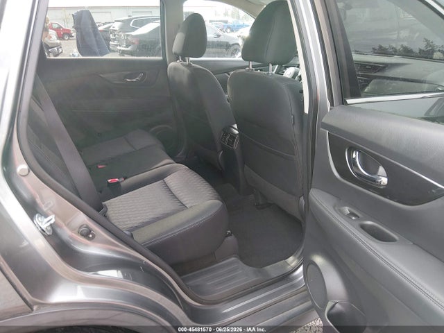KNMAT2MV9HP579506 Nissan ROGUE SV