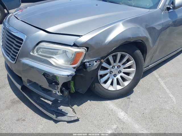 Продажа на аукционе авто 2012 Chrysler 300, vin: 2C3CCAAG6CH135123, номер лота: 45481609