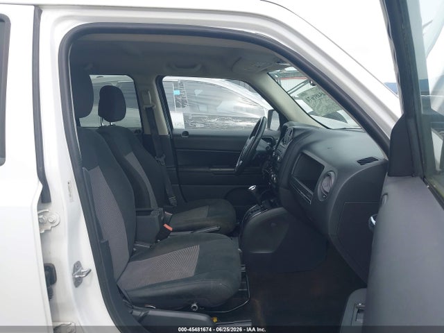 Jeep Patriot Latitude 2014 1C4NJRFB3ED616856 Image 5