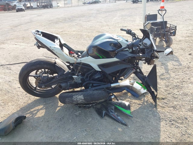 Kawasaki Ex650 N 2022 ML5EXEN1XNDA74409 Image 12