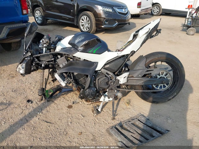 Kawasaki Ex650 N 2022 ML5EXEN1XNDA74409 Image 13