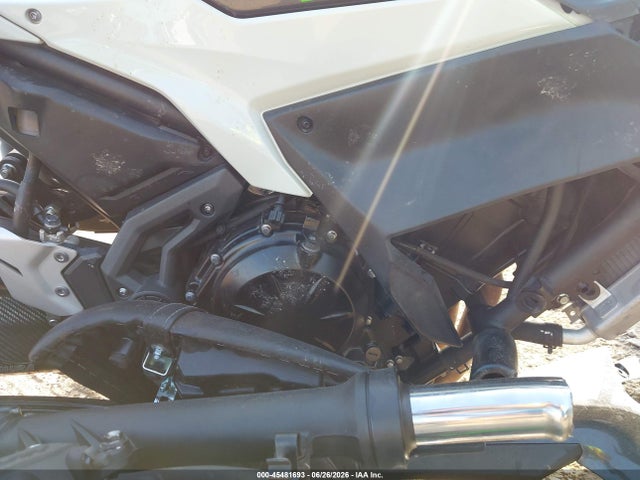Kawasaki Ex650 N 2022 ML5EXEN1XNDA74409 Image 8