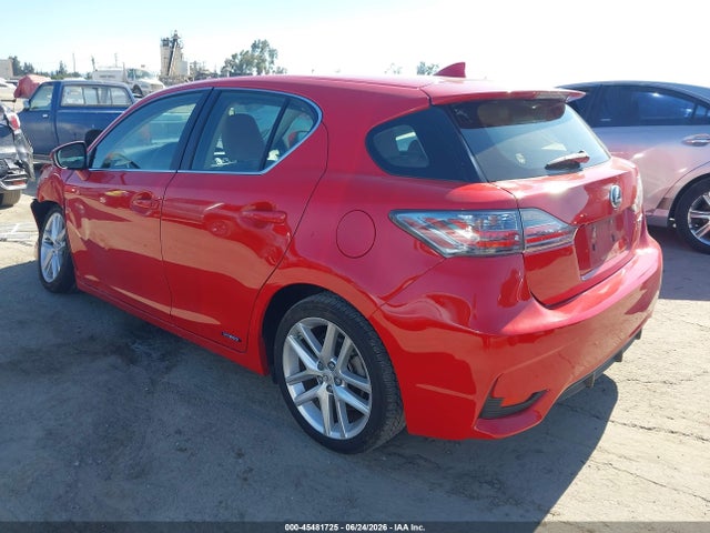 Lexus CT 200H 2014 JTHKD5BH9E2188685 Image 3