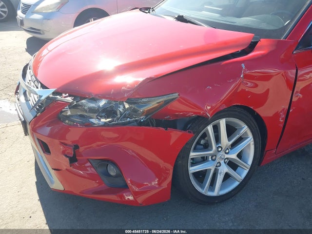 Lexus CT 200H 2014 JTHKD5BH9E2188685 Image 6