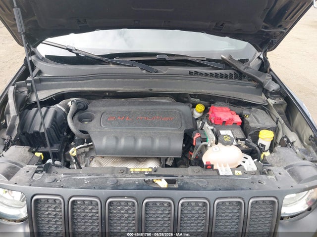 ZACNJCBB8MPM52388 Jeep Renegade Latitude Fwd