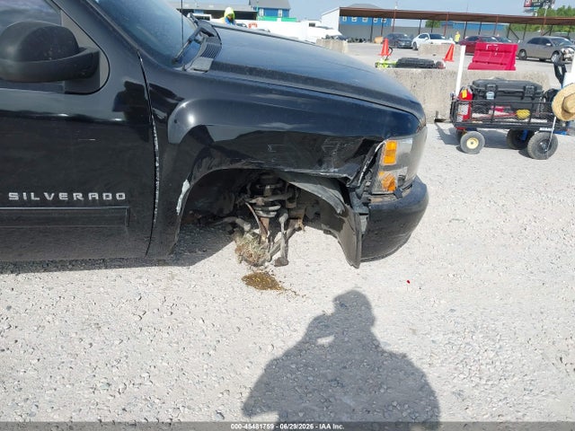 Auction sale of the 2011 Chevrolet Silverado 1500 Ltz, vin: 3GCPKTE3XBG383182, lot number: 45481759