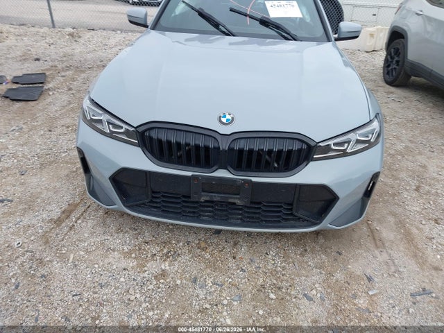 45481770 :رقم المزاد ، 3MW89FF04P8D52787 vin ، 2023 Bmw 330i Xdrive مزاد بيع